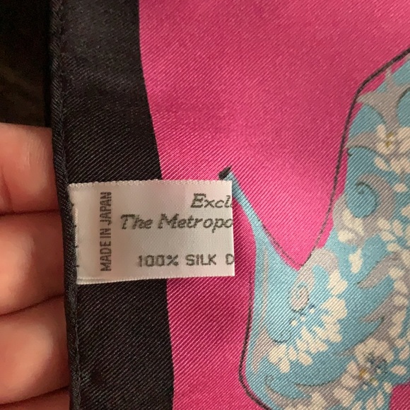 Silk neckerchief - Picture 4 of 5